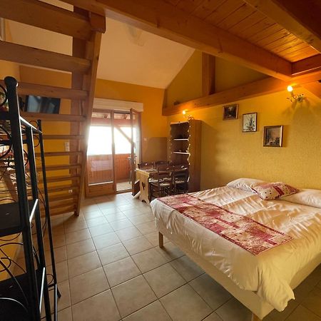 Auberge La Ferme De Ferrieres Annecy Exterior photo
