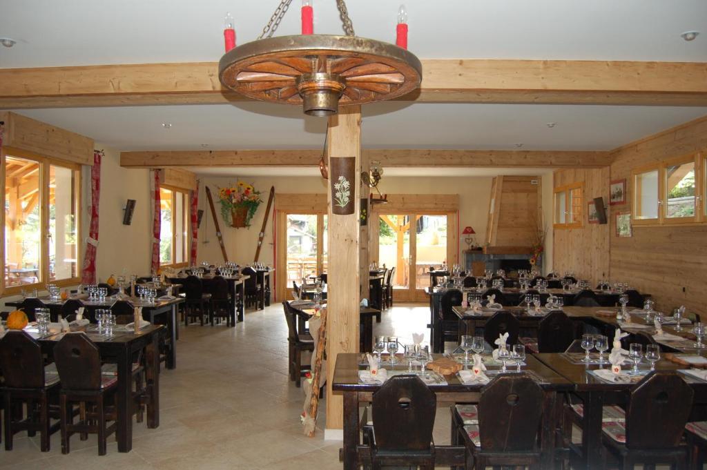 Auberge La Ferme De Ferrieres Annecy Exterior photo
