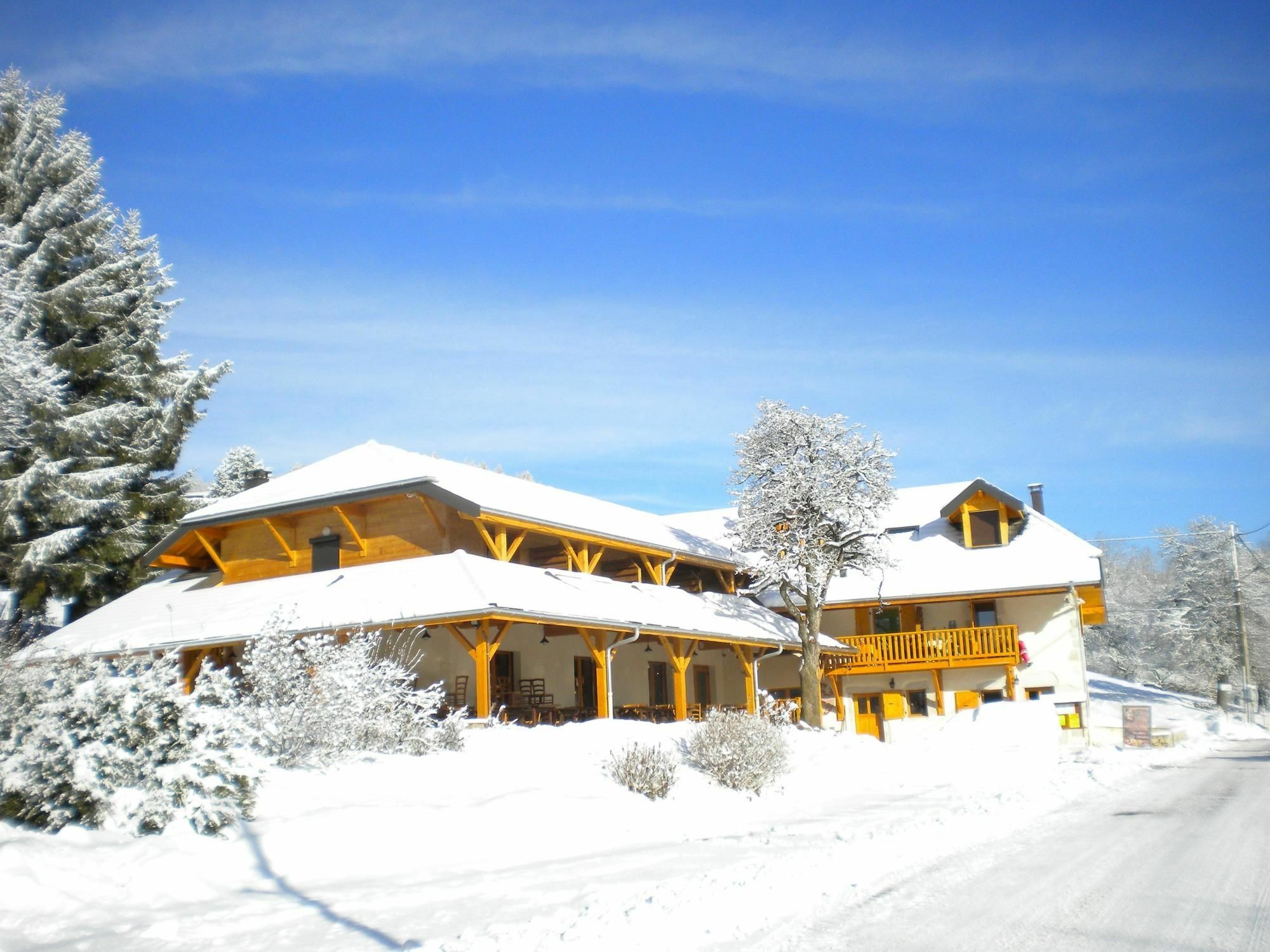 Auberge La Ferme De Ferrieres Annecy Exterior photo